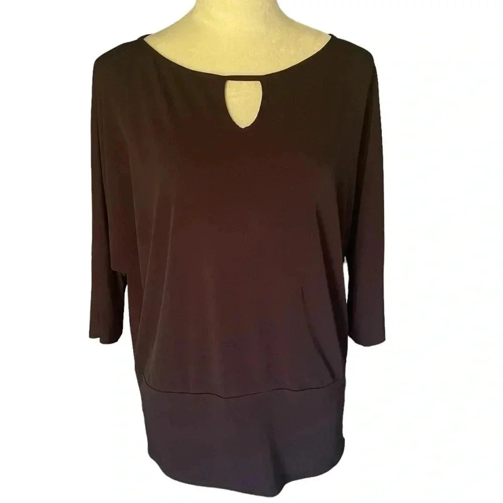 Clara Sun Woo Top Women M Key Hole Neckline Black 3/4 Sleeves Workwear Elegant